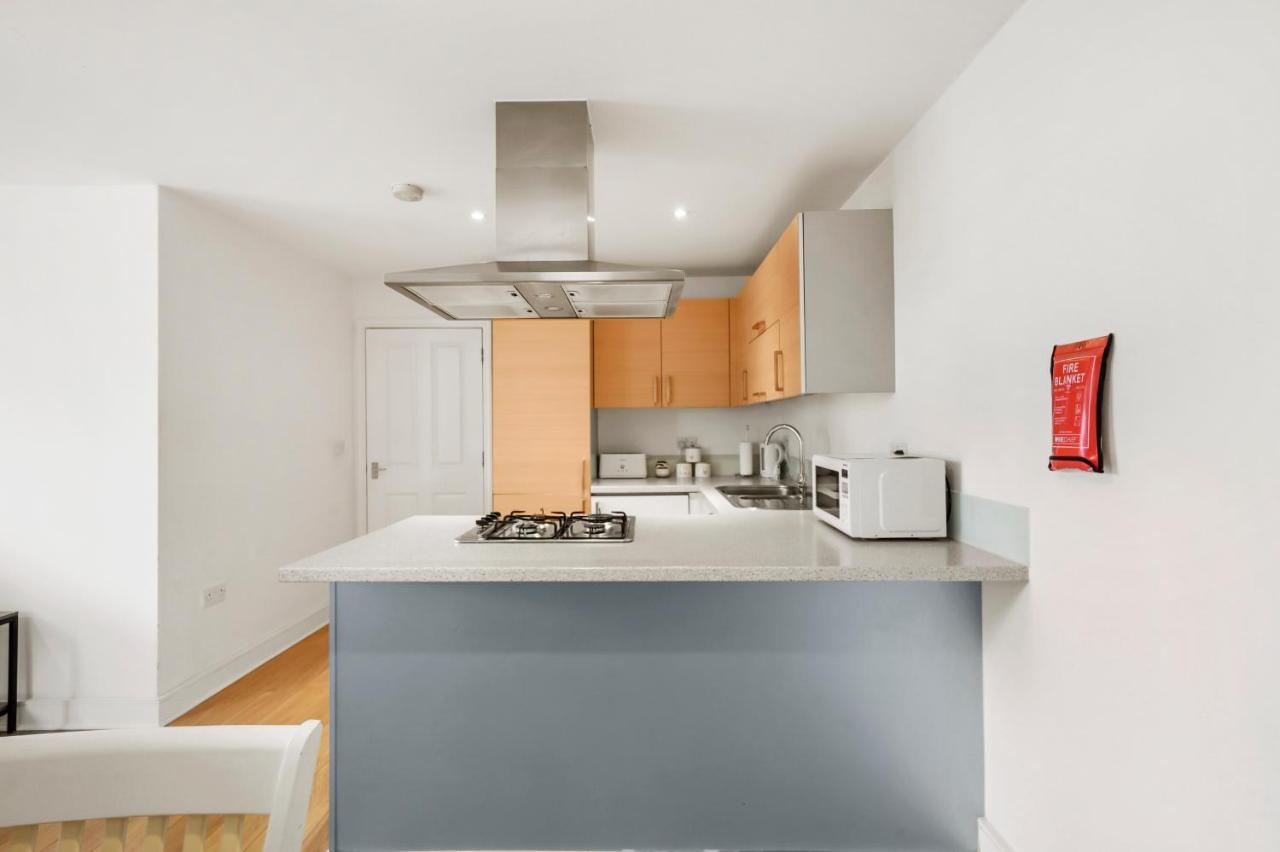 Luxnightzz - Two Bed - Close To North Station And Hospital Colchester Esterno foto